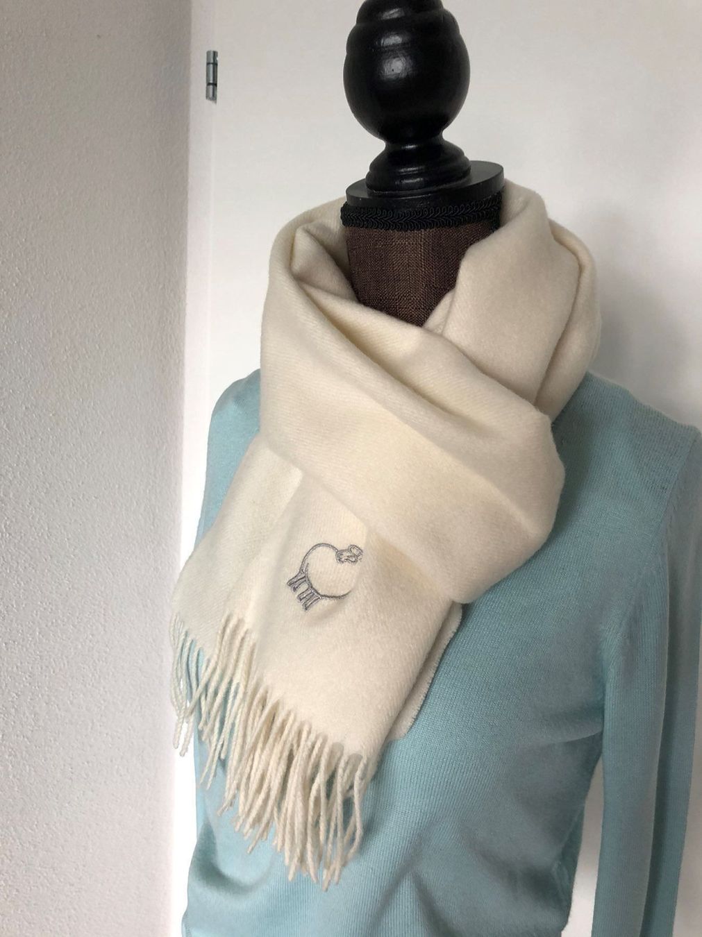 Foulard & Sciarpe: Reine Schurwolle Schal NEU – Nuovo (secondo la descrizione) da Winkel venduto da Luxtime 1