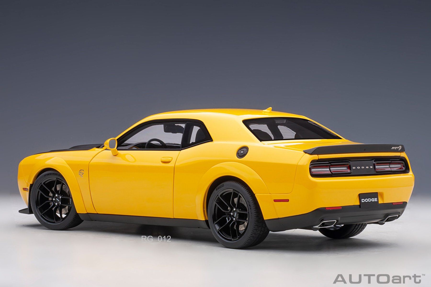 Autoart Modellini d'auto: Dodge Challenger SRT Hellcat Widebody 1:18 – Nuovo e nell'imballaggio originale da Ulisbach venduto da mironebraska 1