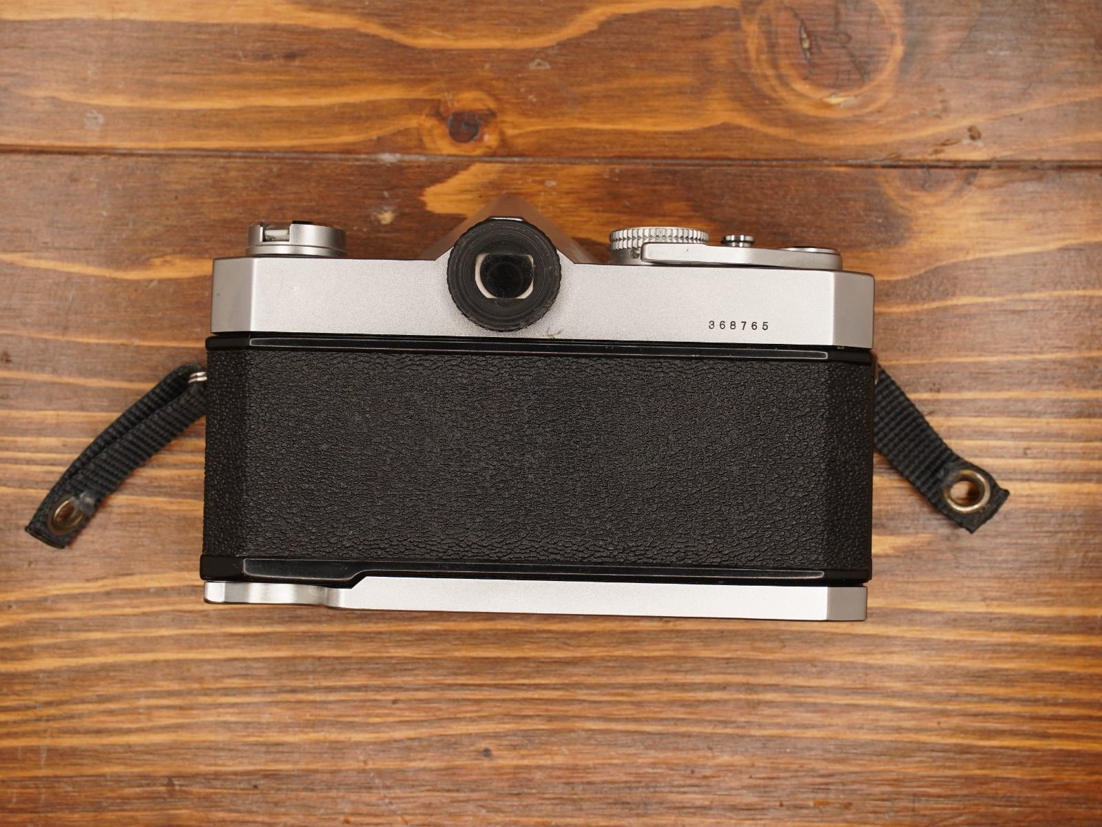 Konica Fotocamera: Konica Autoreflex T Gehäuse – Usato da Bern venduto da FotoStrobo.ch_Outlet 2