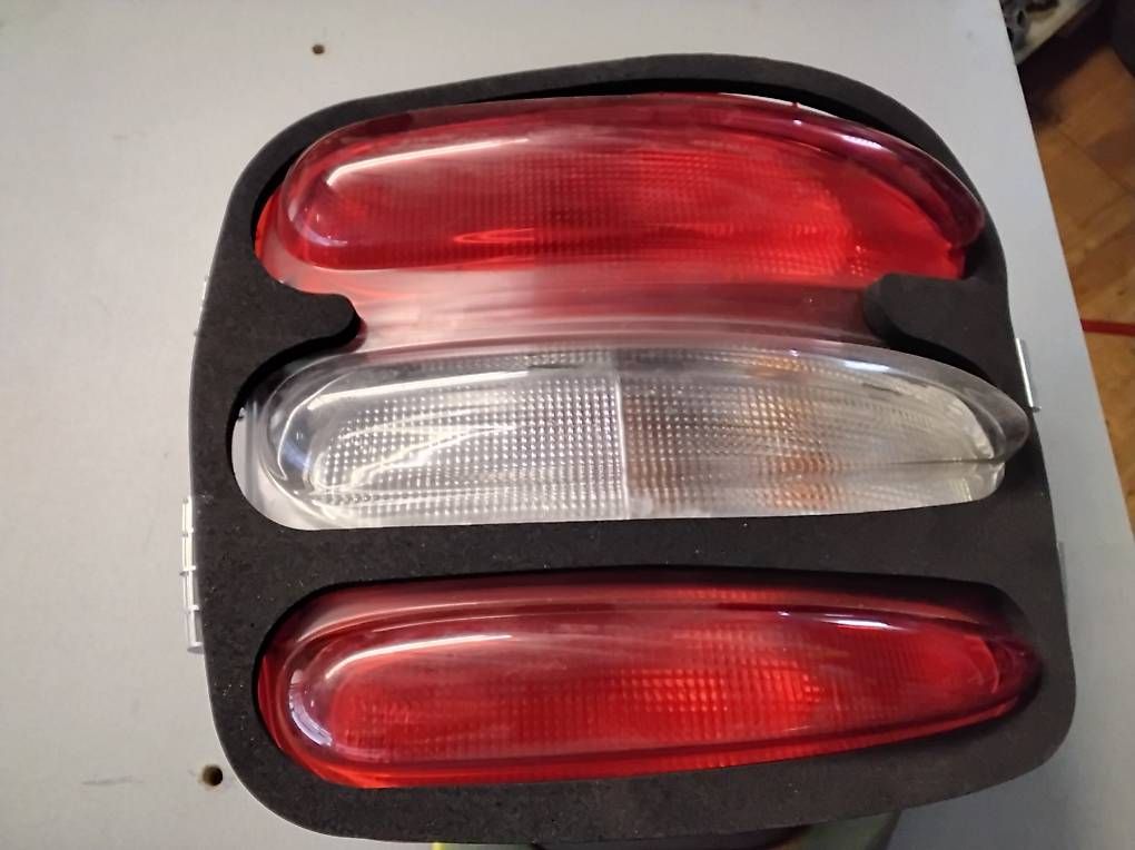 Toutes les pièces auto: Brava Schlusslampe links – D'occasion à Niederwil SG par punto56 1