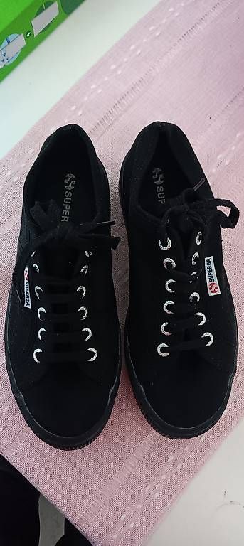 Scarpe da donna: SUPERGA Damen Sneaker schwarz gr.38 – Usato da Staufen venduto da mar_wf6r 3