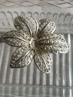 Feine Vintage Brosche, Silber filigran, Blumenmuster, Top!