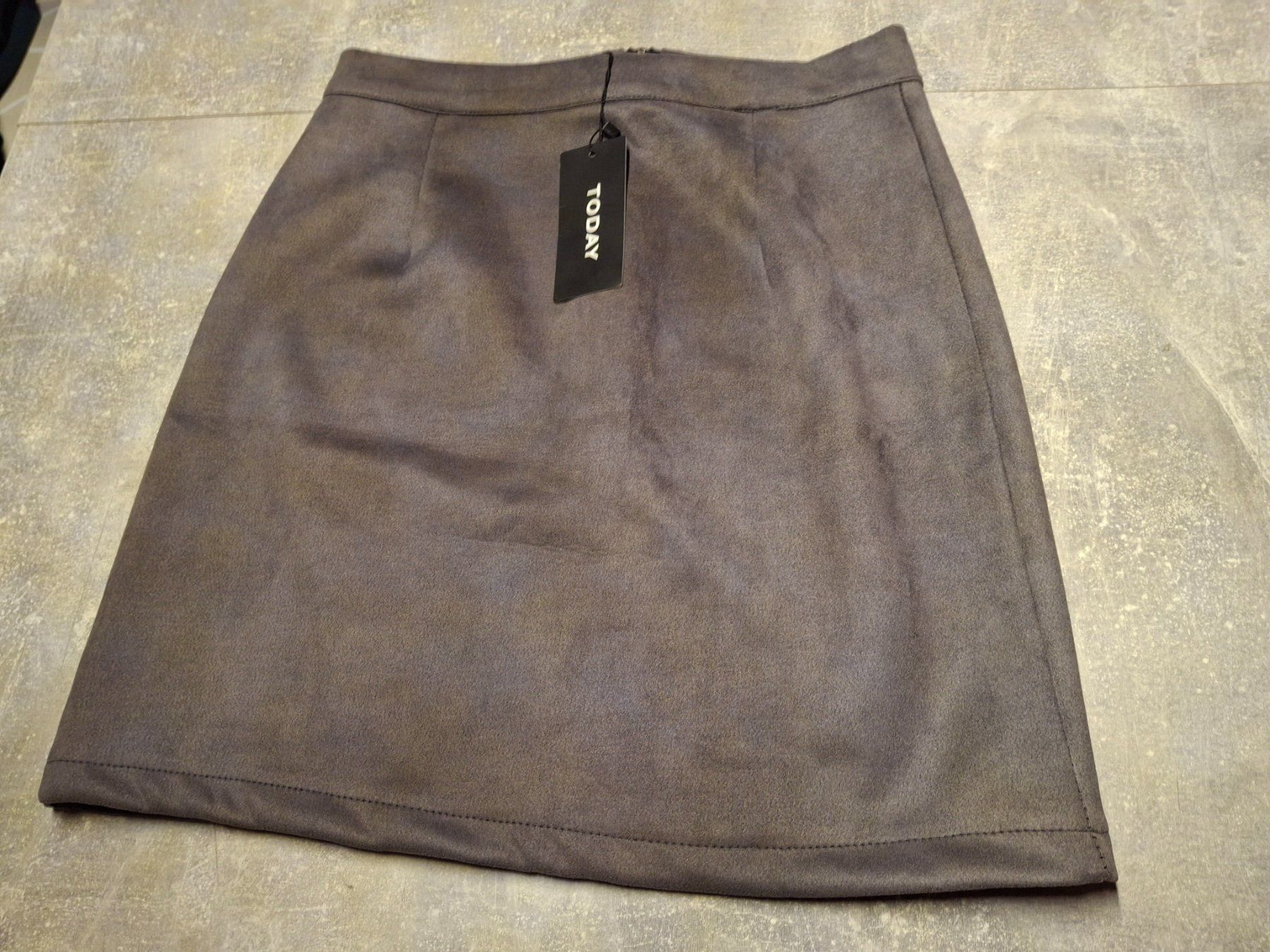 Gonne: Jupe courte taille M marque Today – Nuovo (secondo la descrizione) da Villiers venduto da san_jn5w 1
