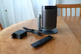 Xgimi MoGo 2 Pro Bundle (inkl. schwenkbarer Halterung)