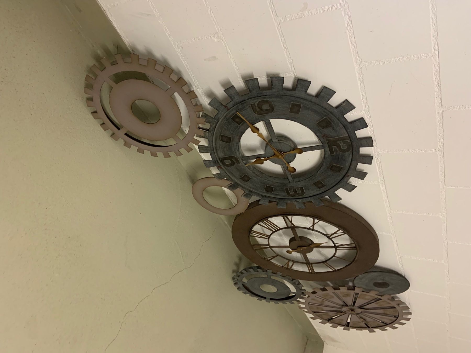 Uhren: Grosse Wanduhr Industrial Style – Gebraucht aus Neftenbach von assla13 1