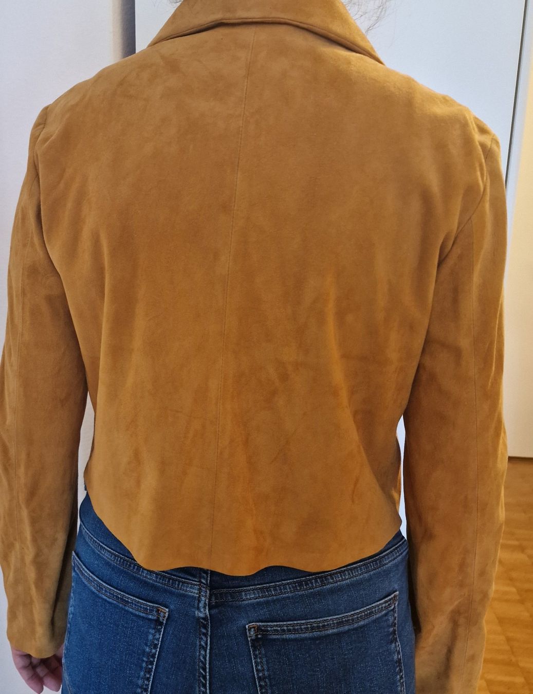 Giacche: Trendige Wildleder Jacke von Leonardo, Größe M – Nuovo e nell'imballaggio originale da Zürich venduto da Pero6 1