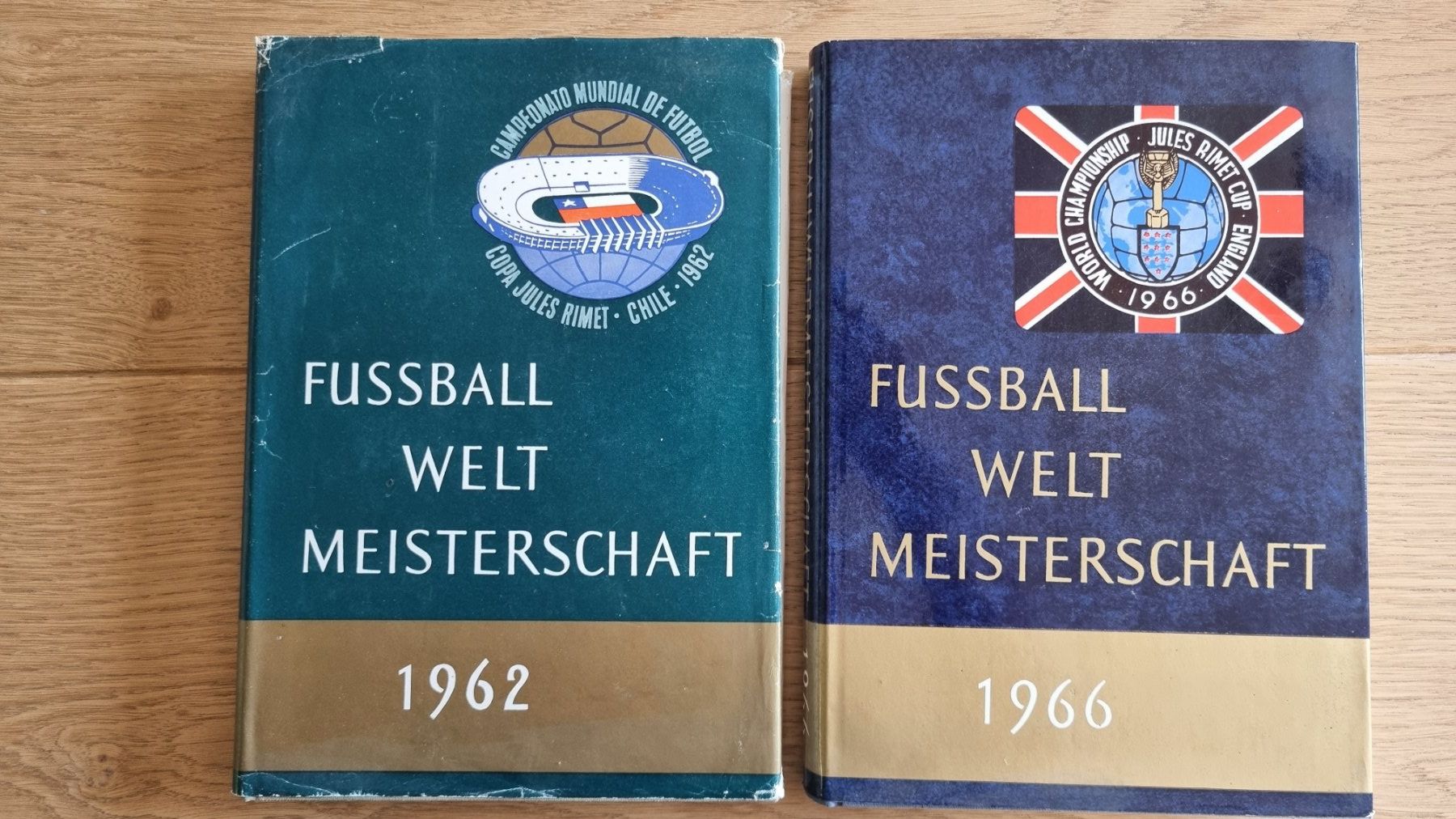 Livres: Fussball Weltmeisterschaft 1962 1966 – D'occasion à Bözberg par heinz-d