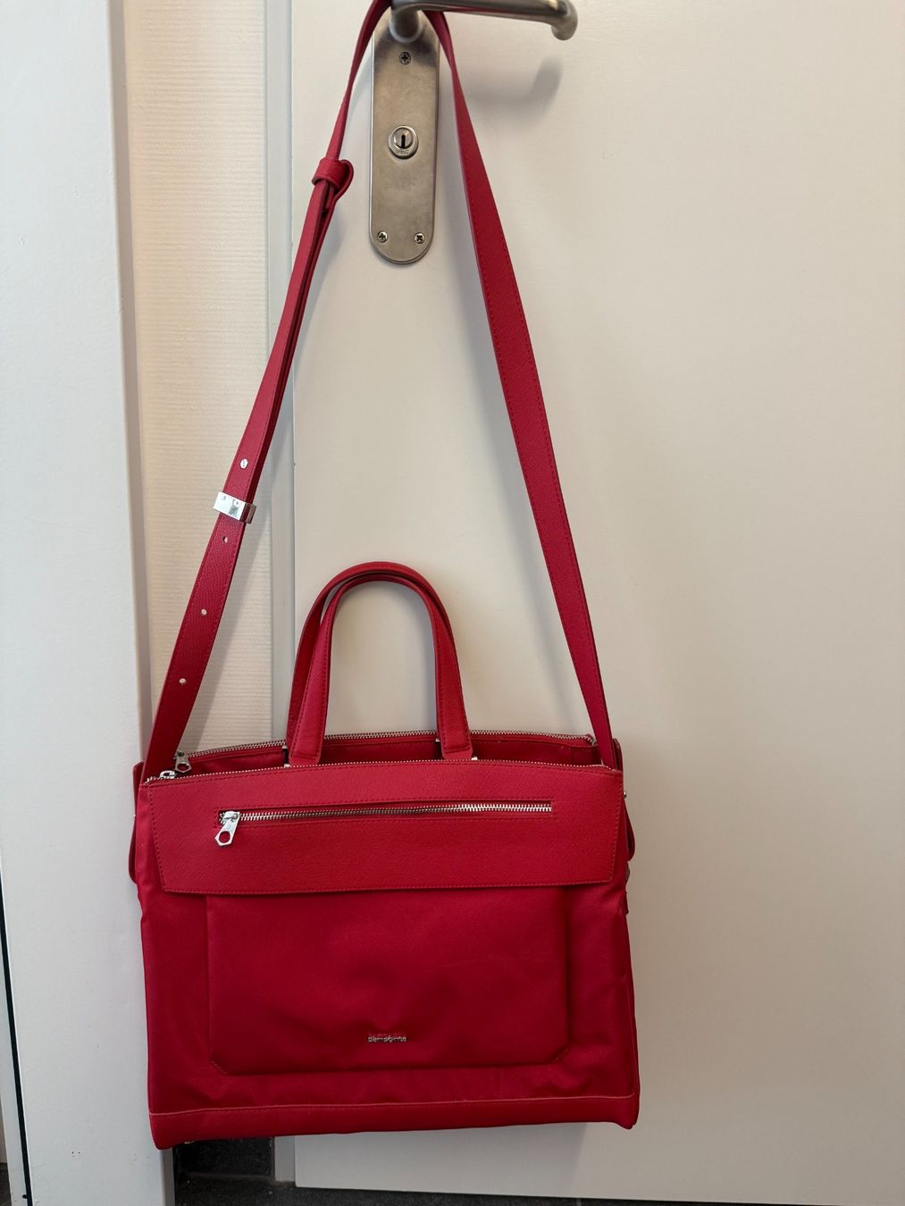 Samsonite Sacs femmes: Samsonite Laptoptasche Zalia 14.1" – Neuf (Voir description) à Männedorf par mel_st6z