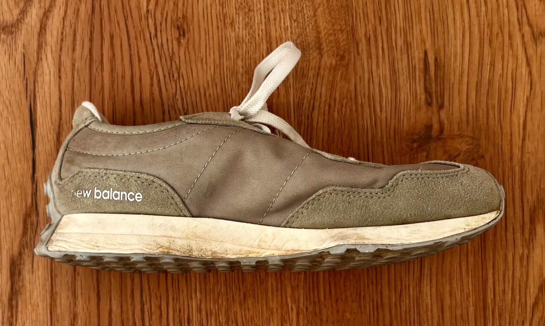 New Balance Scarpe da uomo: New Balance 327 Grösse 37 – Usato da Zürich venduto da leh_zx76 2