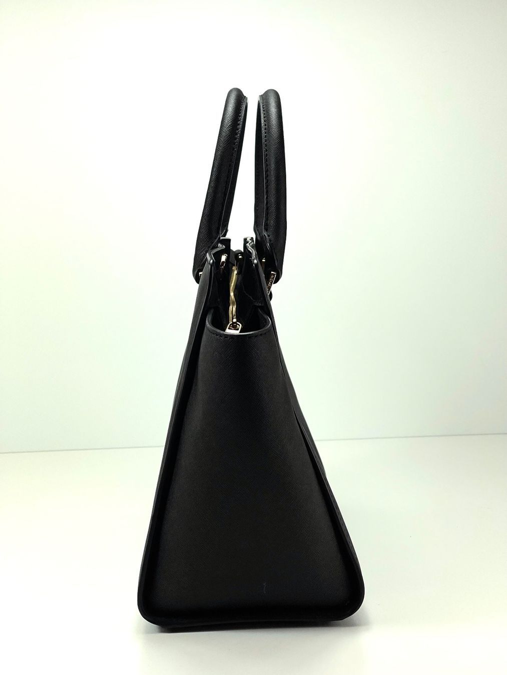 Michael Kors Sacs femmes: Michael Kors Leder Handtasche Schwarz – D'occasion à Neuenhof par pfiffoltra 2