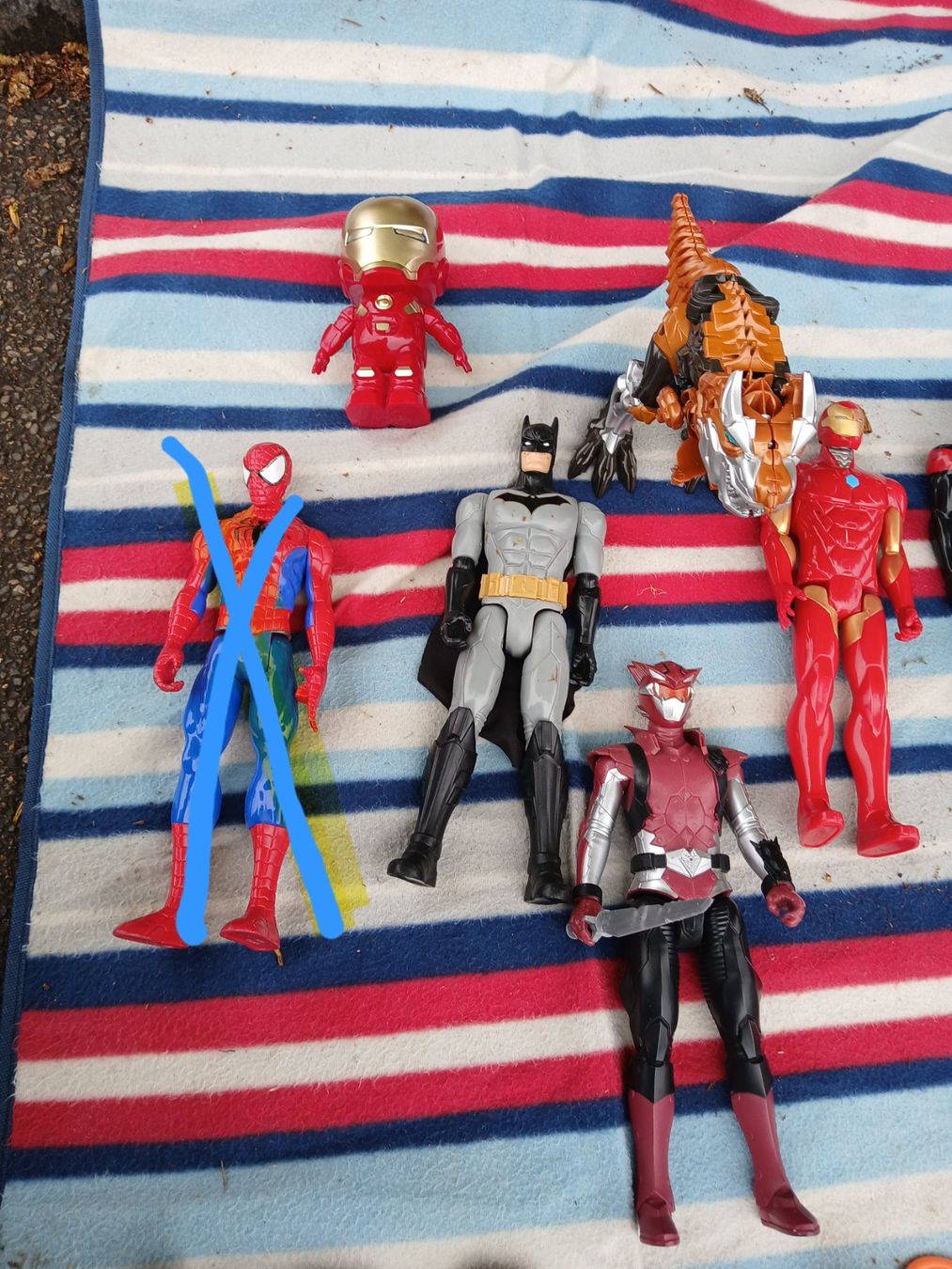 Spielzeuge: Action Figuren – Gebraucht aus Zürich von Jillygrilli 3
