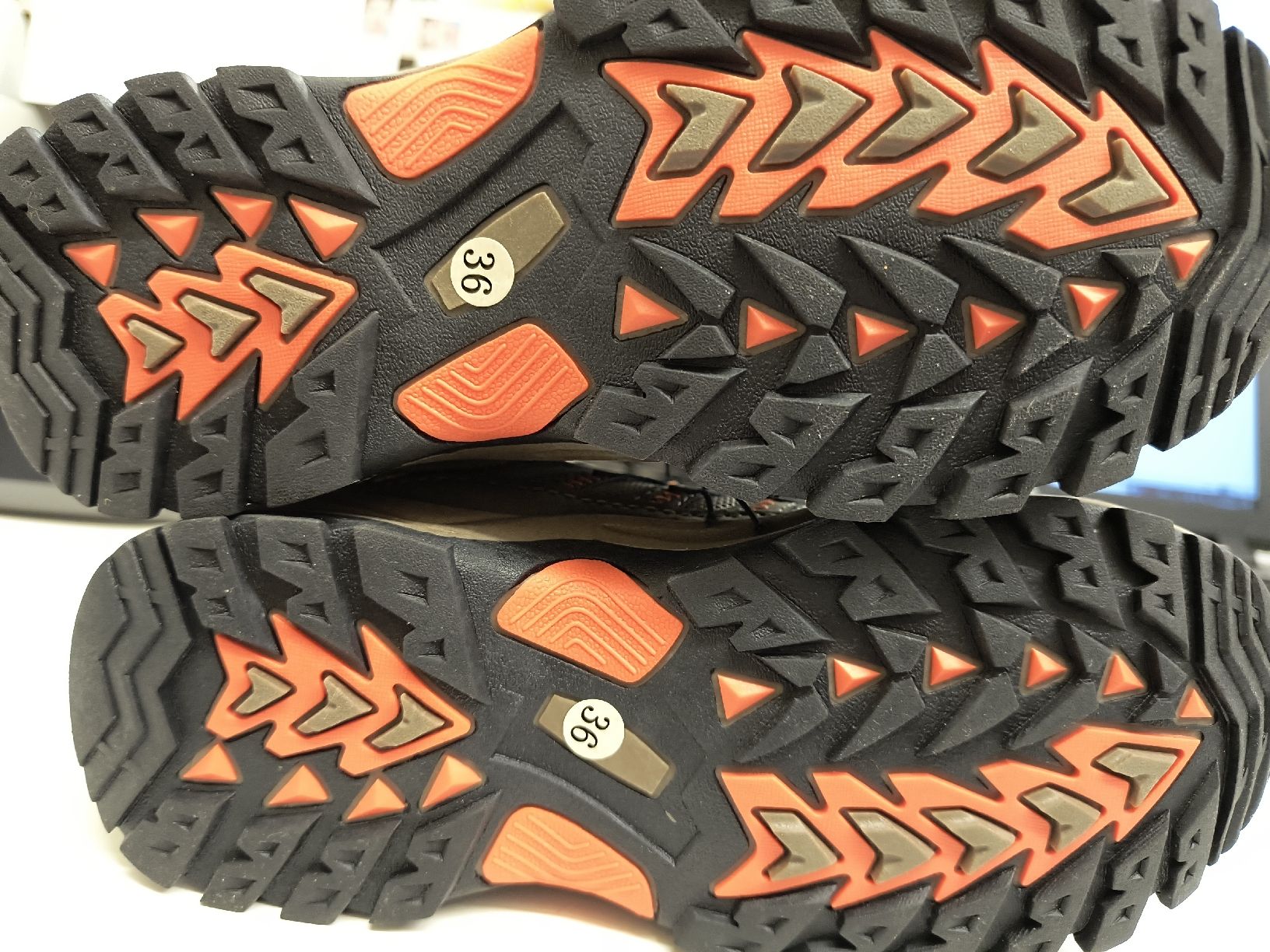 Scarpe per ragazzi: Wanderschuhe Gr. 36 / Neu – Nuovo (secondo la descrizione) da Schöfflisdorf venduto da kin_2dp9 4