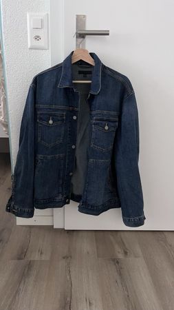 UNIQLO Herren Jeansjacke Grösse L dunkles Blau guter Zustand