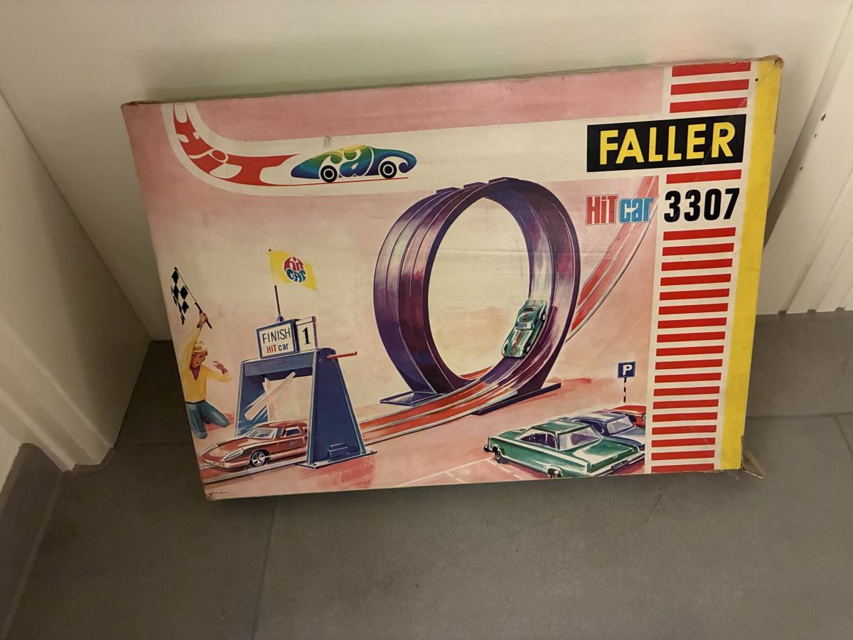 Faller Piste: Hit Car Faller 3307 Racing Set  – Usato da Winterthur venduto da Slamjam83 1