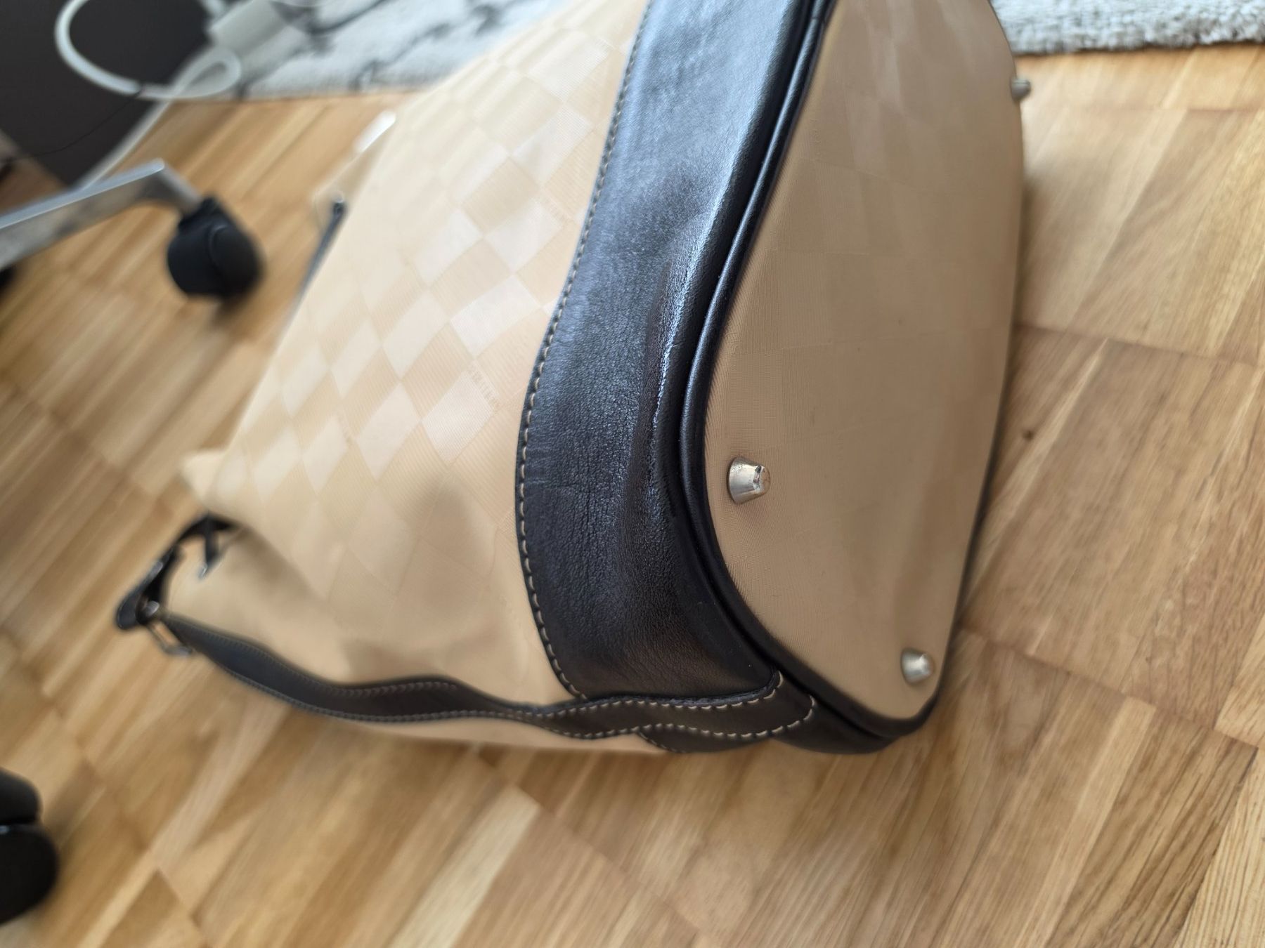 Maison Mollerus Taschen für Damen: Maison Mollerus Beuteltasche Niesen – Gebraucht aus Zürich von Sokaina 8