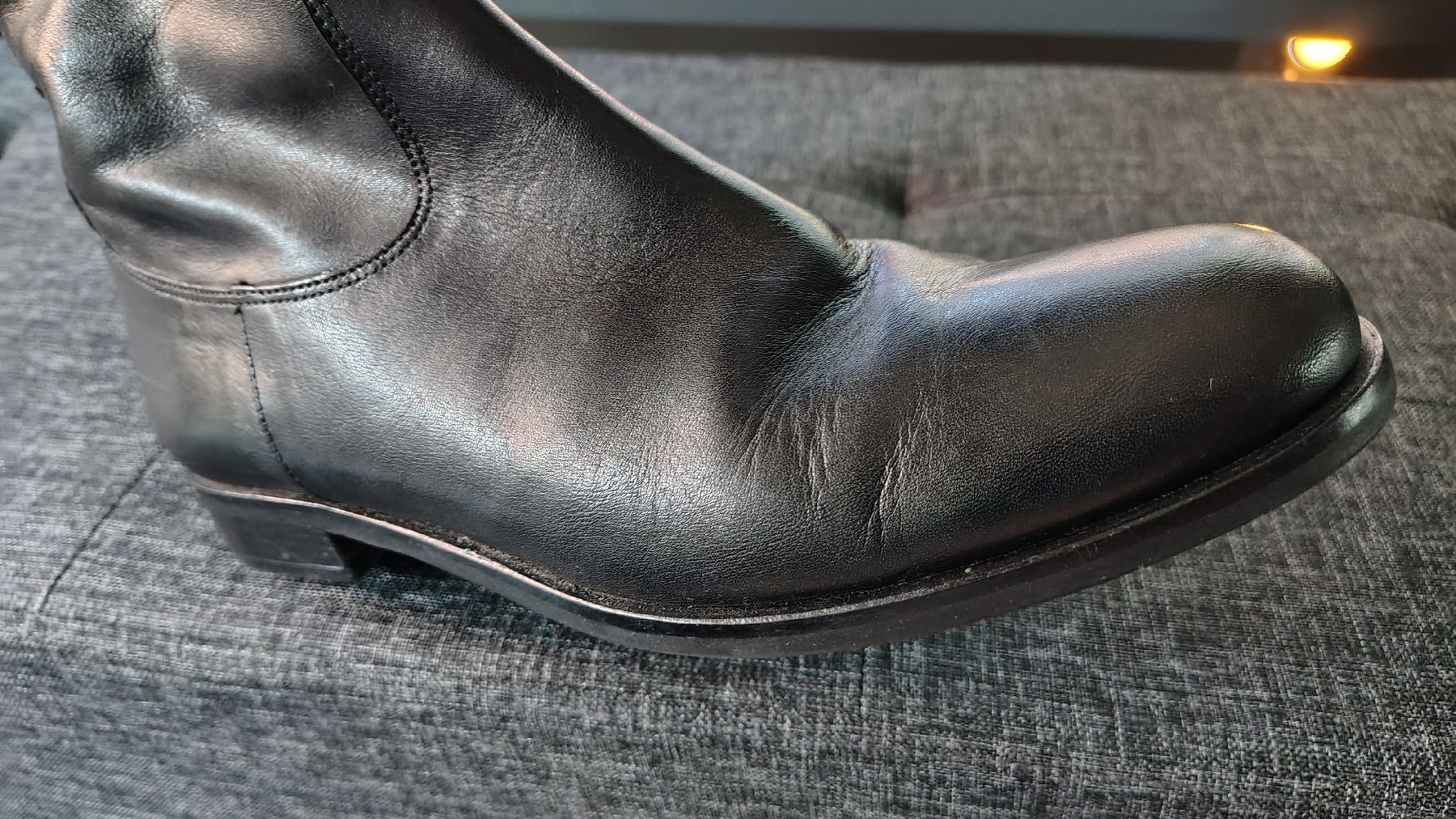Chaussures femmes: Botte en cuir  – D'occasion à Puidoux par Sophia70 2