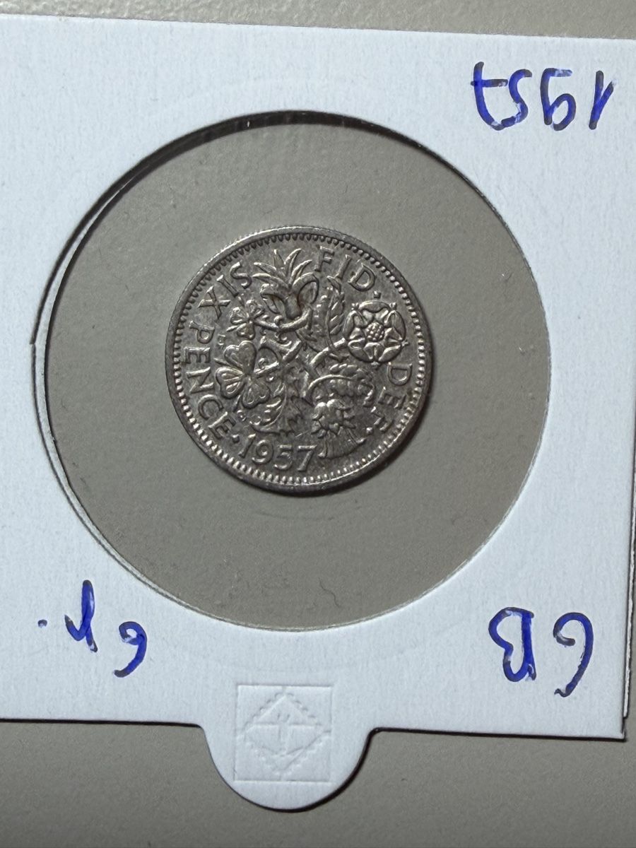Alle Münzen: GB - 6 pence - 1957 – Gebraucht aus Payerne von Mike1682