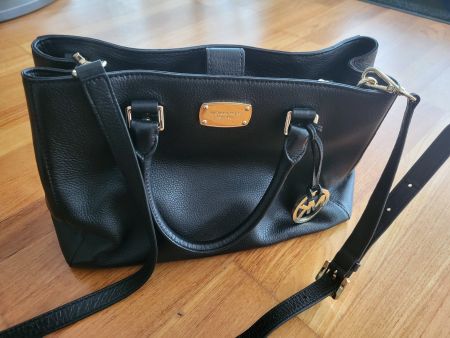 Michael Kors Handtasche schwarz