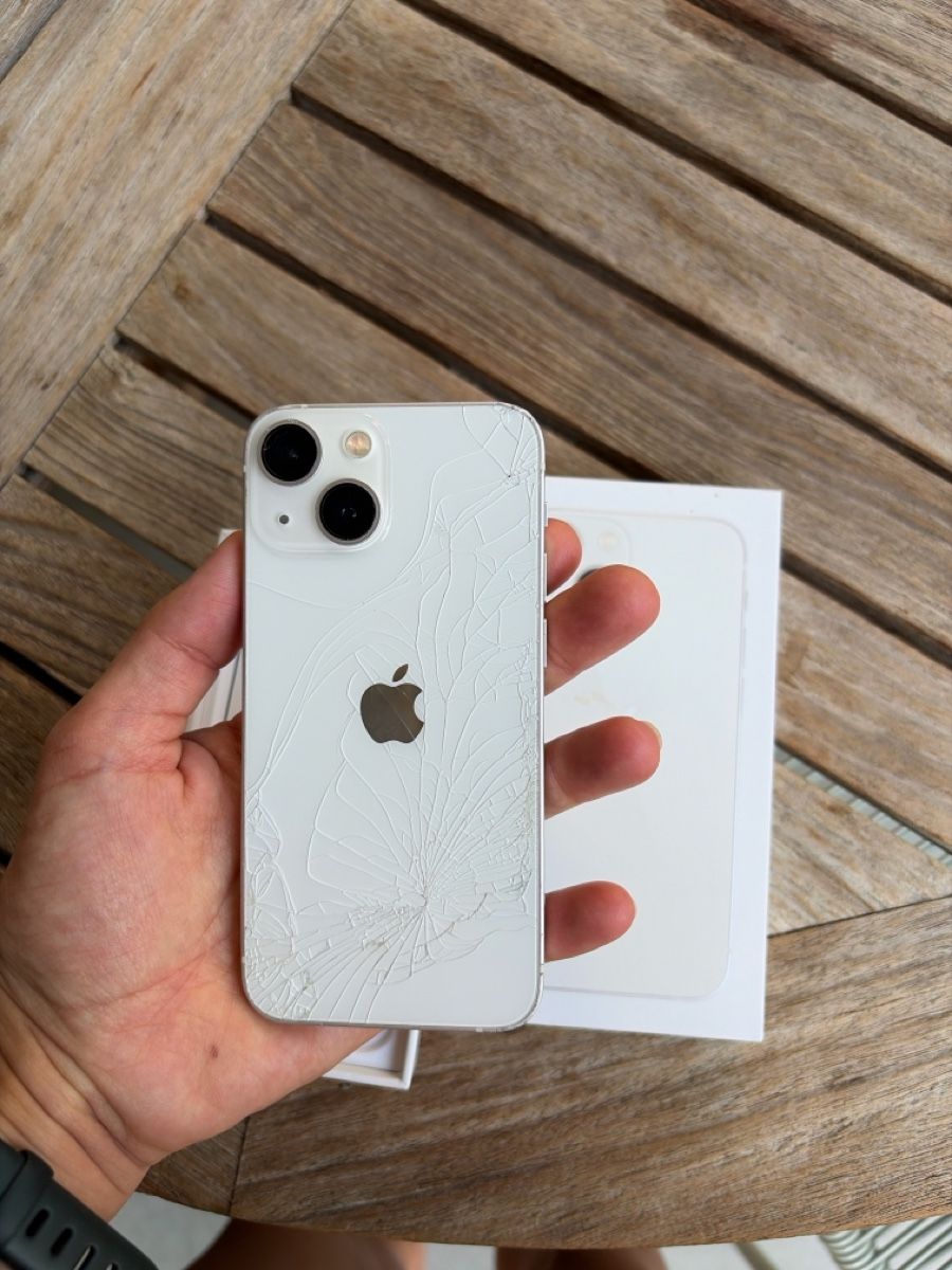 Apple Portables: Apple iPhone 13mini – D'occasion à Meggen par TobeOneS 2