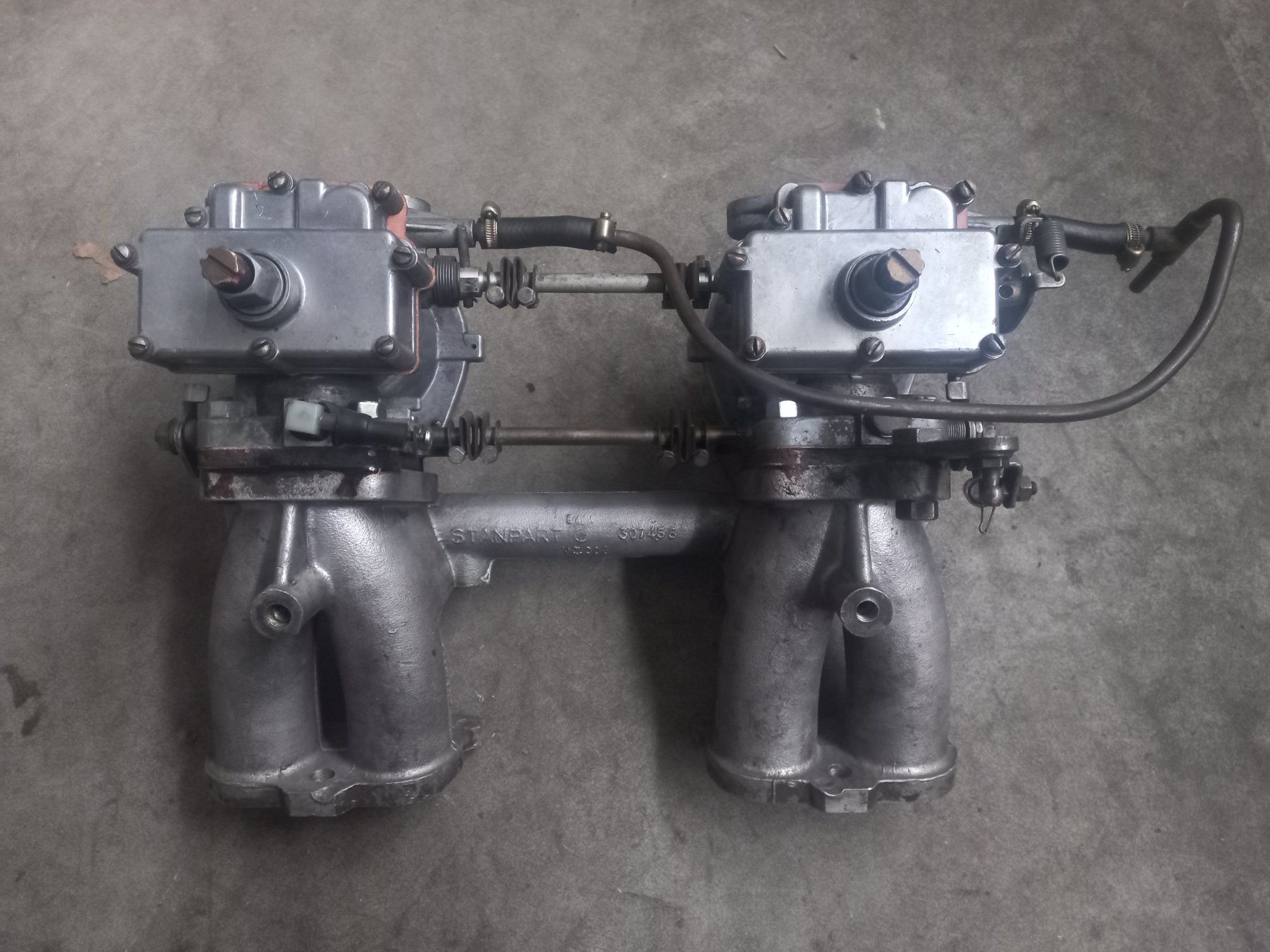 Triumph Tutti pezzi di ricambio auto: Oldtimer Stromberg 175CD  - Doppelvergaser Anlage Triumph TR – Usato da CH - DULLIKEN venduto da swissclassicparts 2