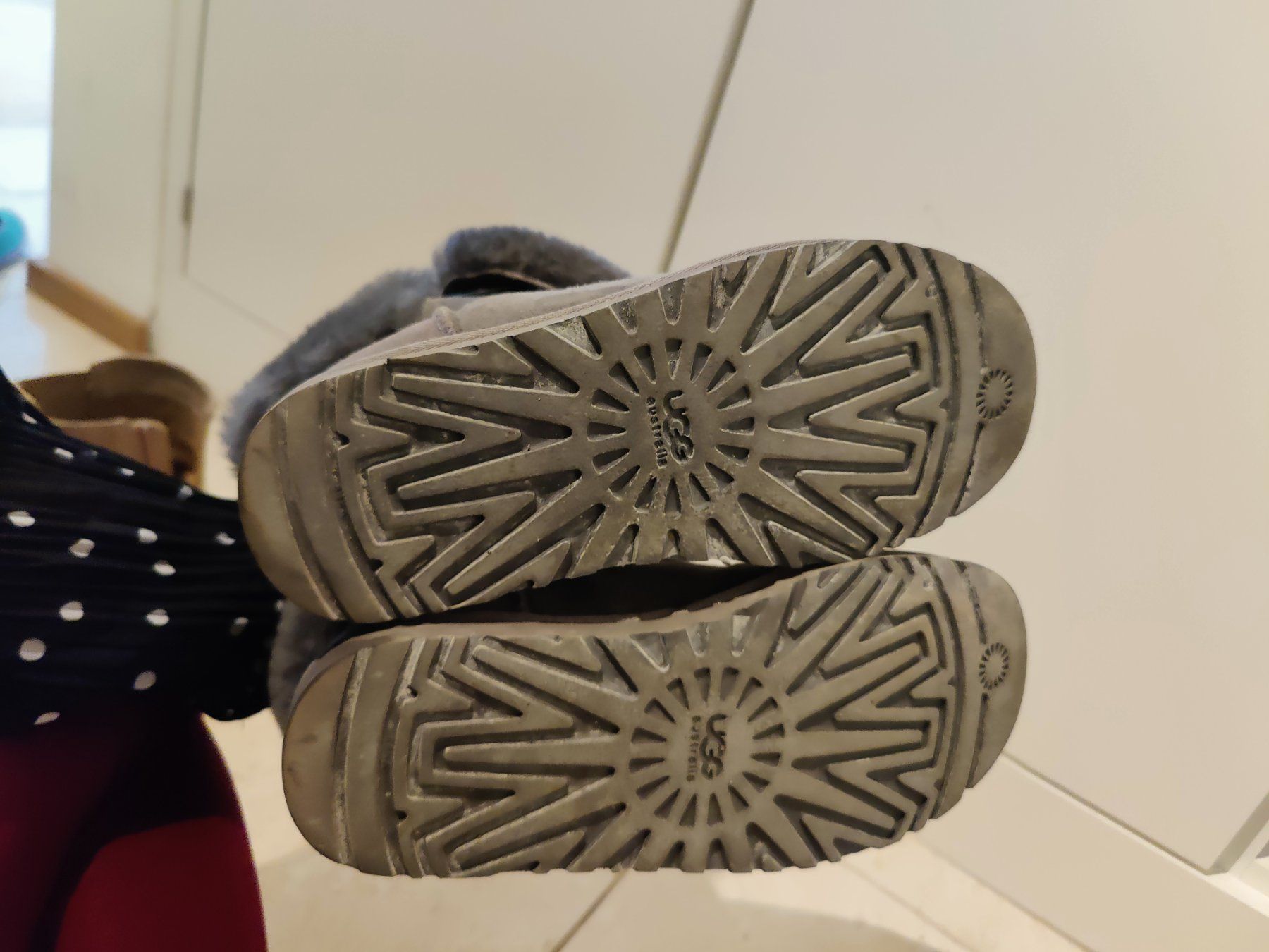Ugg Scarpe da donna: UGG 38 neu – Nuovo (secondo la descrizione) da Dübendorf venduto da vas_69xt 3