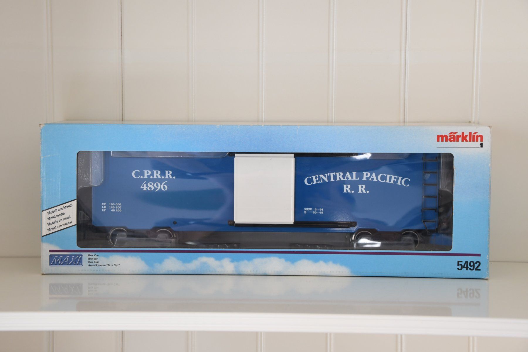 Märklin Modelleisenbahnen: Box Car Central Pacific R.R. 5492 Märklin Maxi – Neu (gemäss Beschreibung) aus Grenchen von garage-city