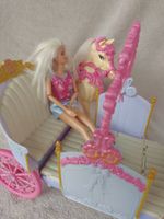 Kutsche, Pferd und Barbie