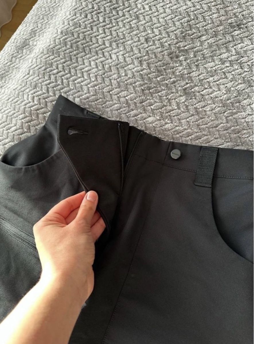 Pantaloni: Walking & Hiking Shorts Adidas – Usato da Bülach venduto da ole_v7tf 3