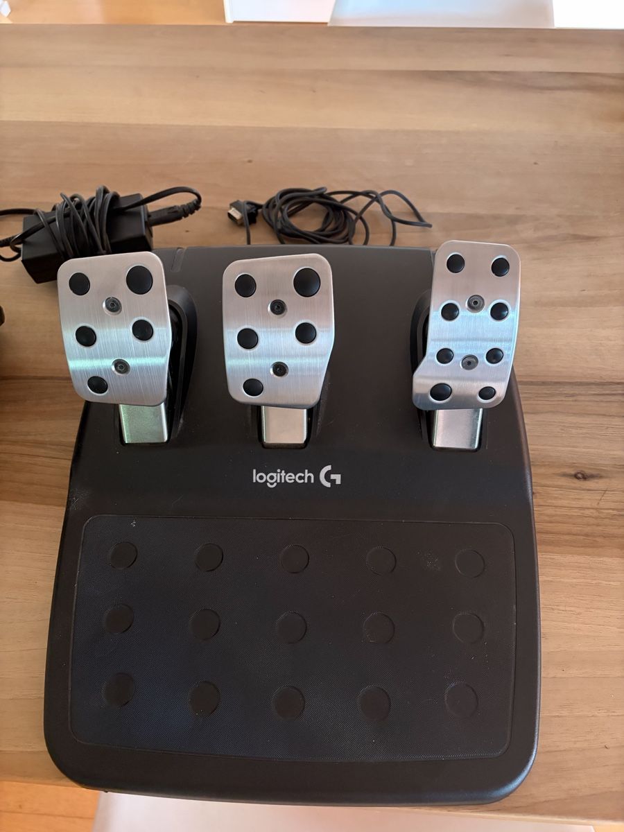 Steuerung: Volant Logitech G920 avec pédales – Gebraucht aus Morges von Korbinn 2