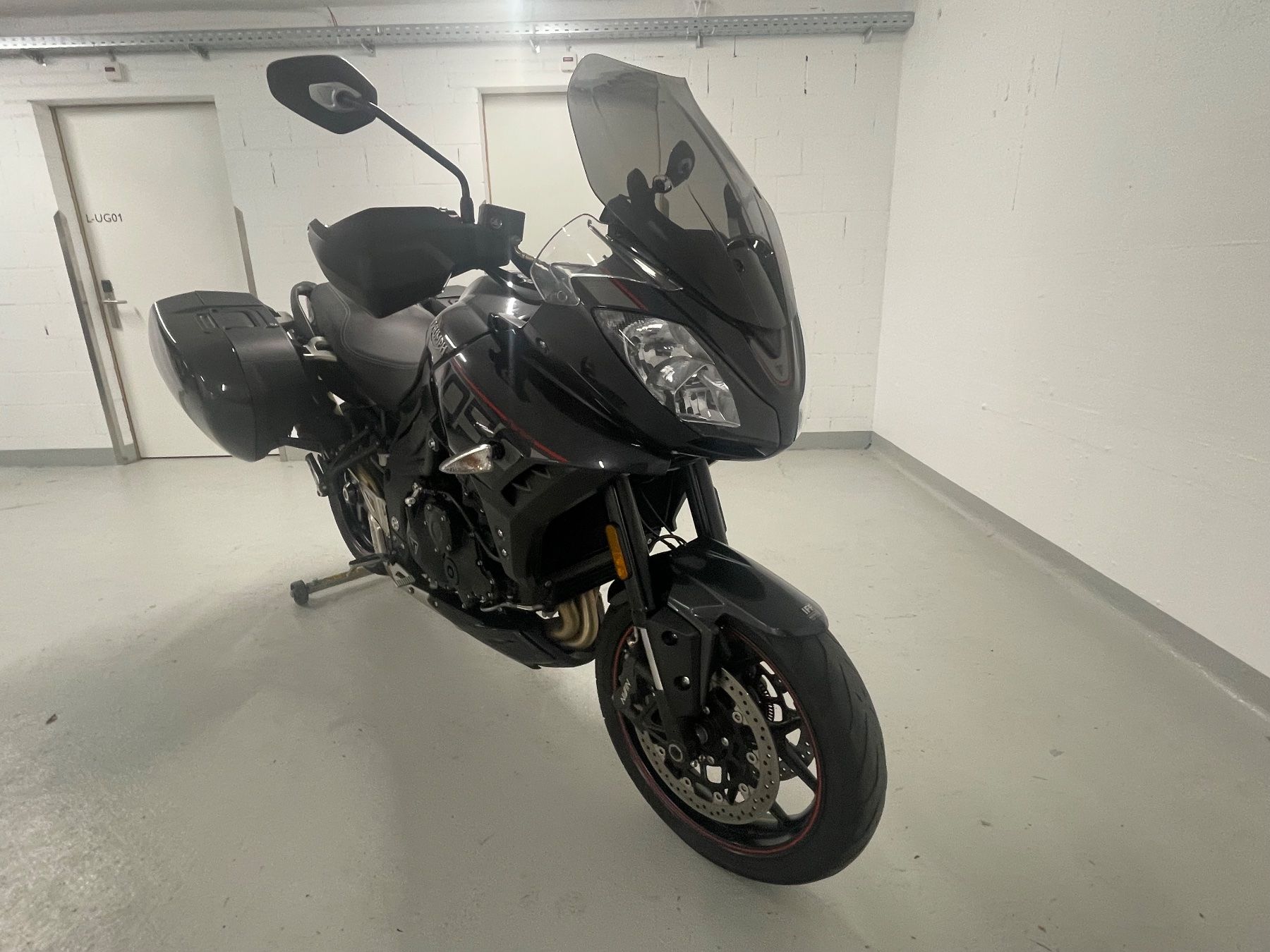 Triumph Strada: Triumph Tiger Sport 1050 ABS – Usato da interlaken venduto da pilaiporn 3