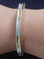 14 K Gold Armreif in Bicolor-Optik, 6.5cm Durchmesser