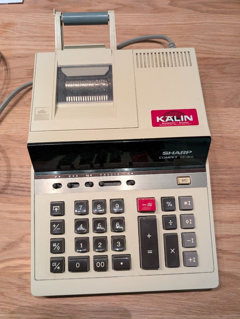 Sharp Calcolatrici tascabili: Sharp Compet CS-2612 Rechner – Usato da Hasle LU venduto da Thko