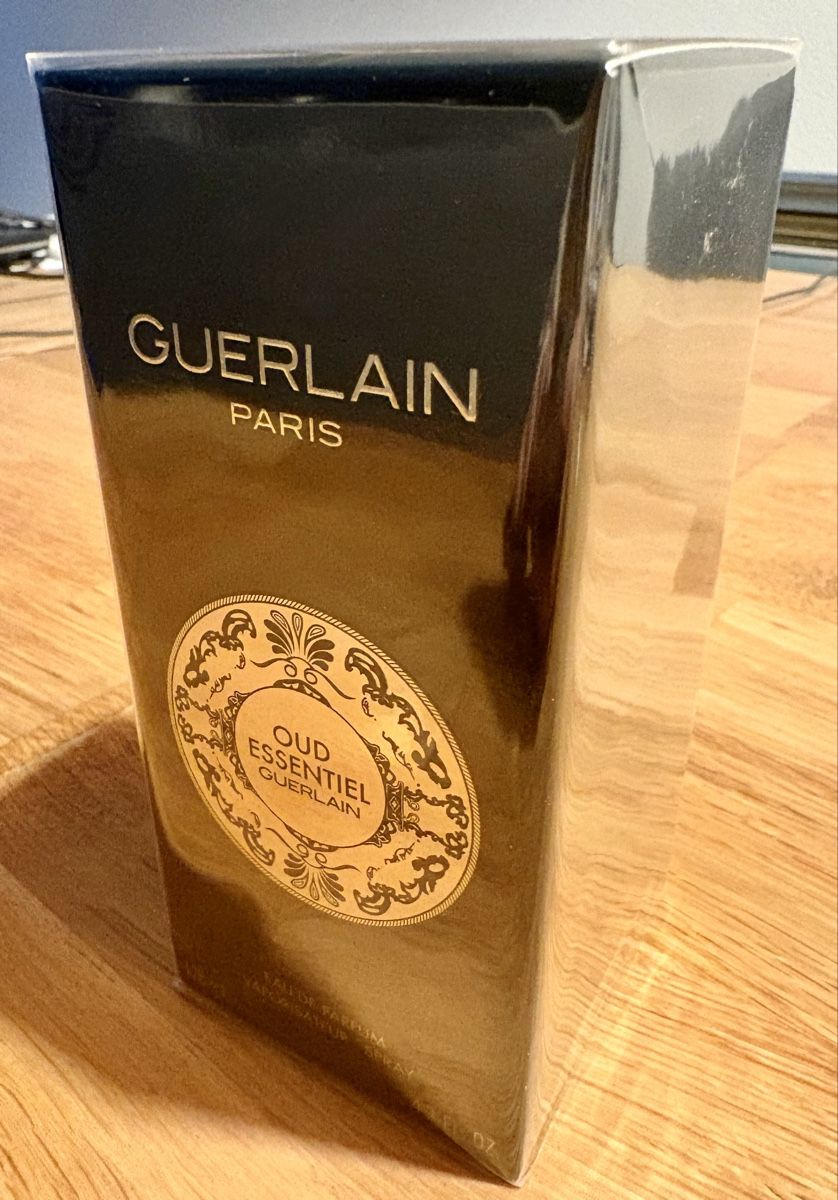 Guerlain Profumi & Eau de Toilette: Guerlain Oud Essentiel 125 ml – Nuovo e nell'imballaggio originale da Goldau venduto da 19099