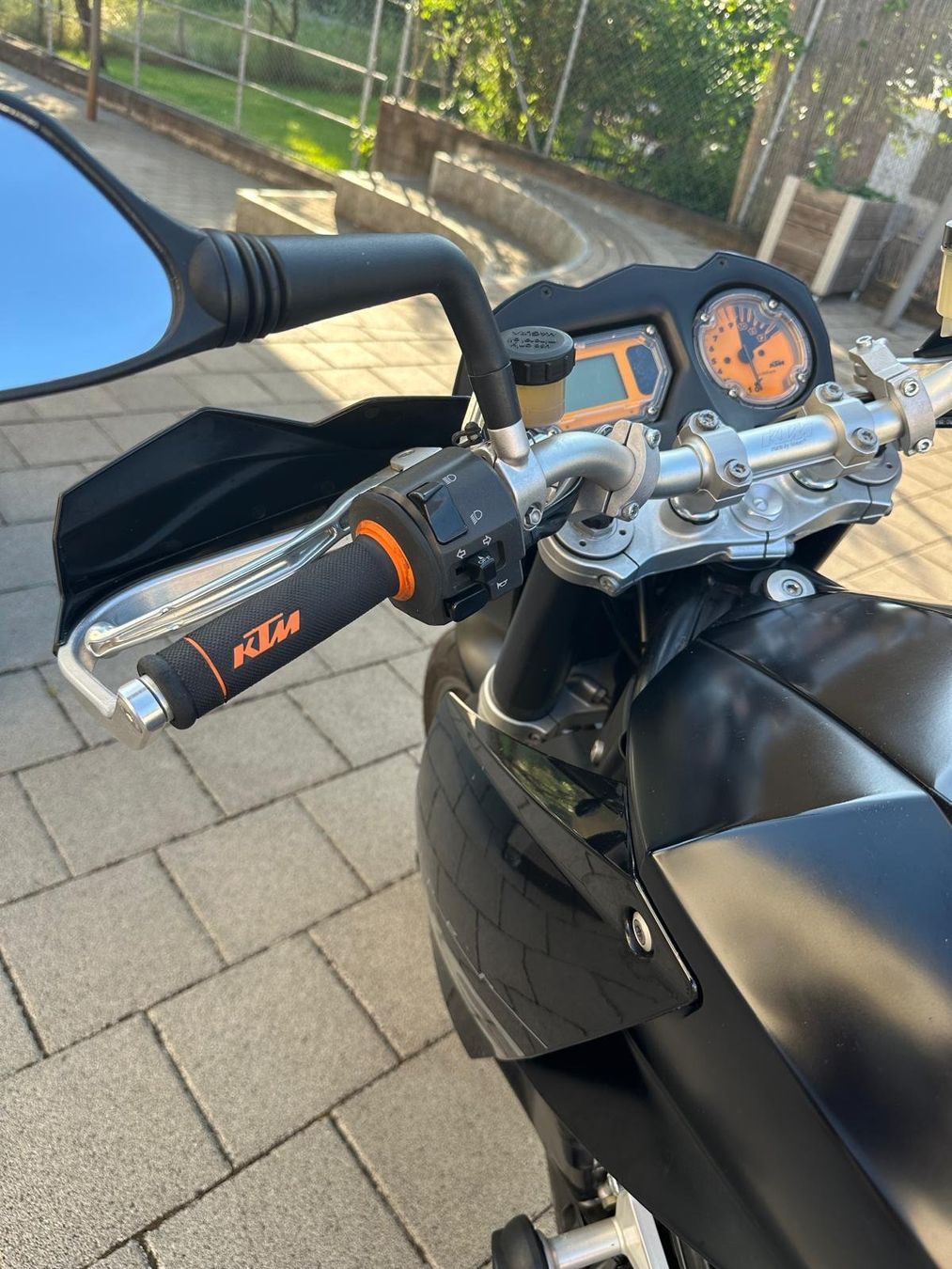 KTM Strasse: KTM 990 Super Duke ab MFK – Gebraucht aus Böckten von Collector-Zone 7