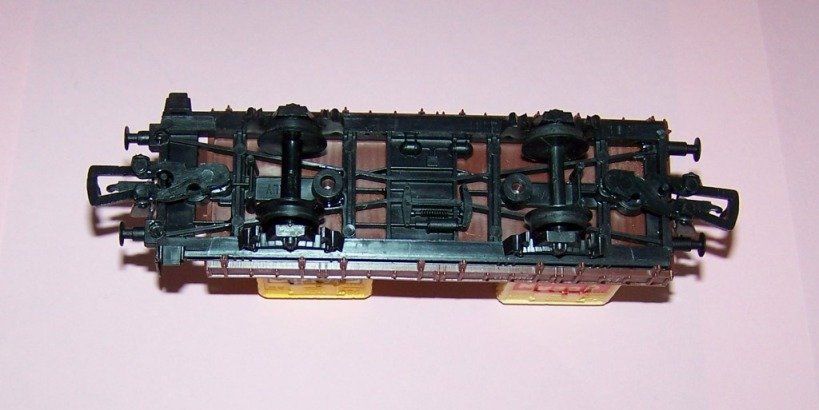 Lima Modellini di ferrovie: Lima H0 2862: FS Güterwagen, mit Container everite + OCEAN – Usato da Brüttisellen venduto da Rentner44zh 3