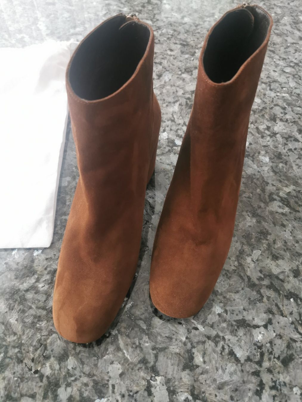 Scarpe da donna: Neue Stuart Weitzman Stiefeletten Grösse 40.5 – Nuovo (secondo la descrizione) da Luzern venduto da heart100 5