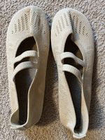 Beige summer shoes, size 37 - light and breathable!