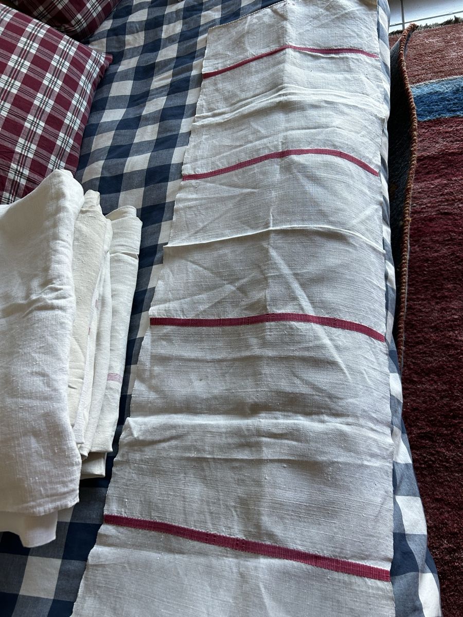 Bettwäsche: Lot de nappes, drap ancien lin – Gebraucht aus Vinelz von Valval2010 1