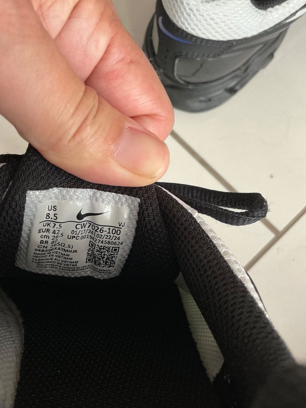 Nike Scarpe da uomo: Neuwertige Air Max Schuhe Gr.42 – Usato da Biel-Benken BL venduto da Sahra1 4