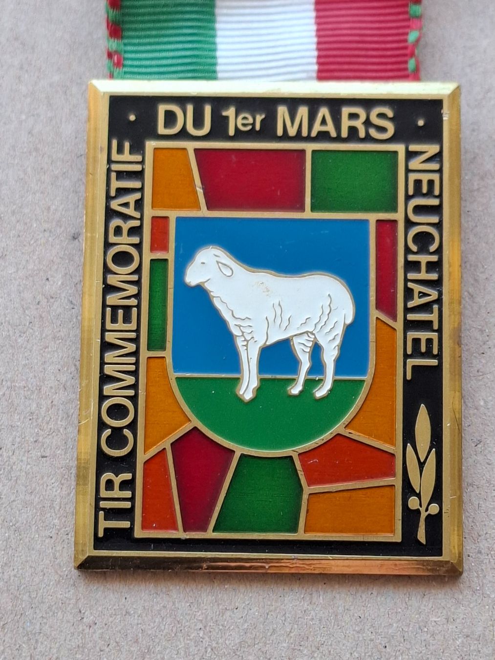 Medaillen: Neuchatel 1982 (U848) – Gebraucht aus Schwanden GL von Suvorov
