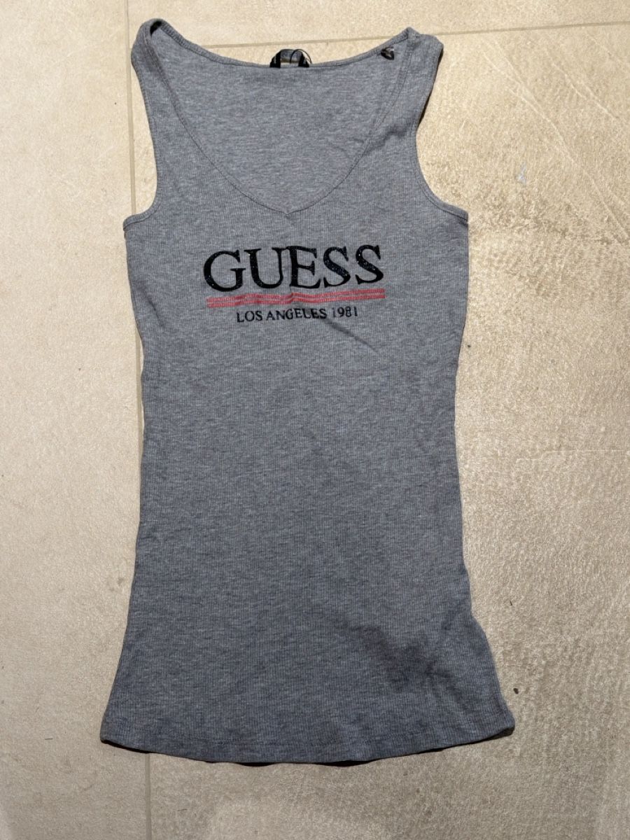 Guess Top: Guess Top Grau, Grösse XS, NEU – Nuovo e nell'imballaggio originale da Obersaxen venduto da jen_6dnw