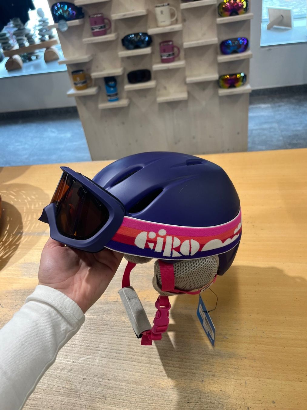Caschi: Giro Kinder Helm, Launch CP Grösse x-small 48.5-52 cm – Nuovo e nell'imballaggio originale da Andermatt venduto da Alpin-Outlet