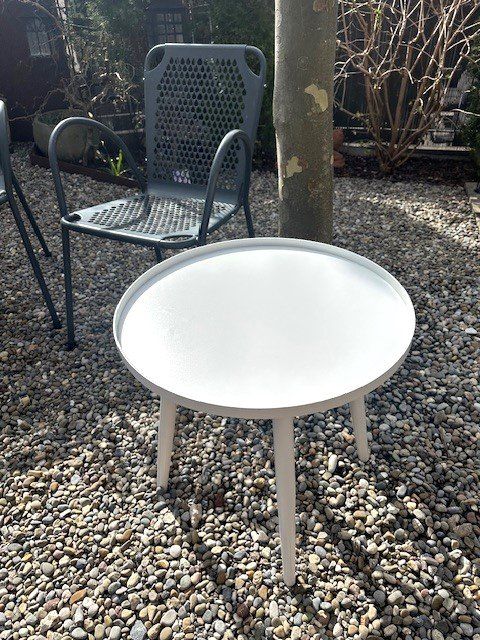 Tavoli: weiSSeR GaRtentisCh – Usato da Winkel venduto da zeho 1