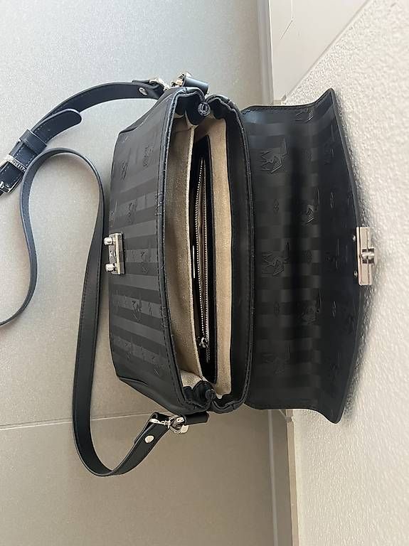 Taschen für Damen: Maison Mollerus Umhängetasche – Gebraucht aus Hirschthal von E_M.90 2