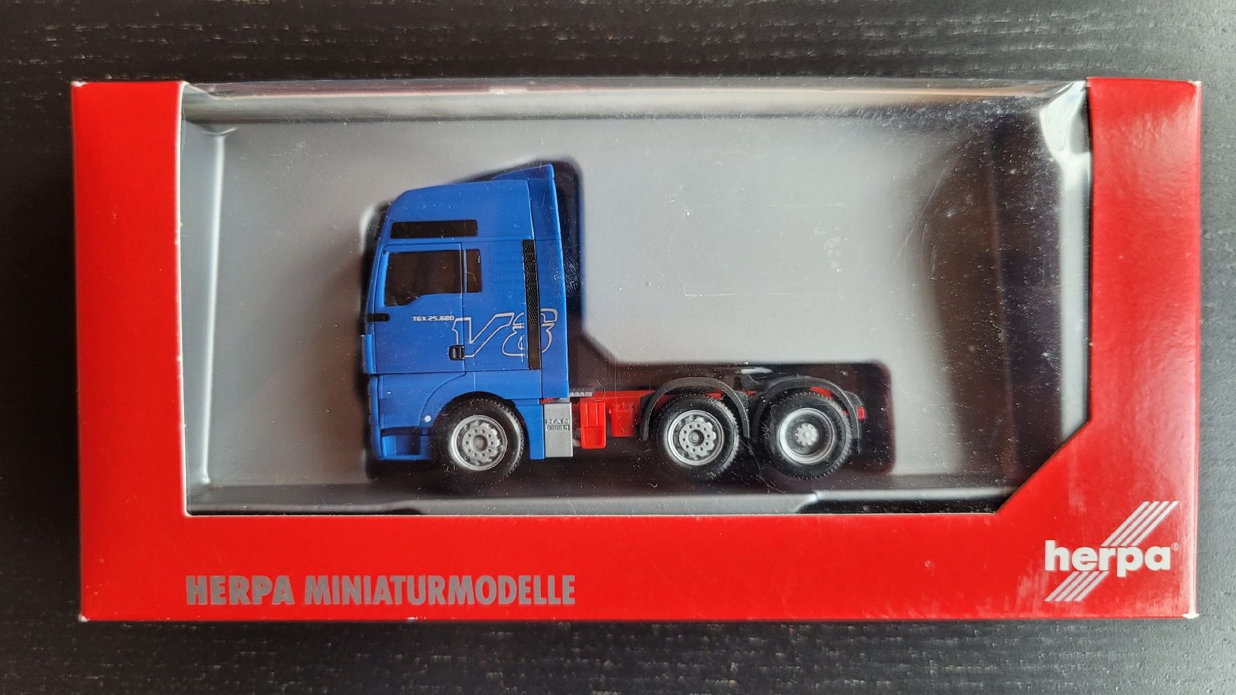Herpa Kits de montage: Herpa LKW's 1:87 – D'occasion à Hettiswil par kuese85 5