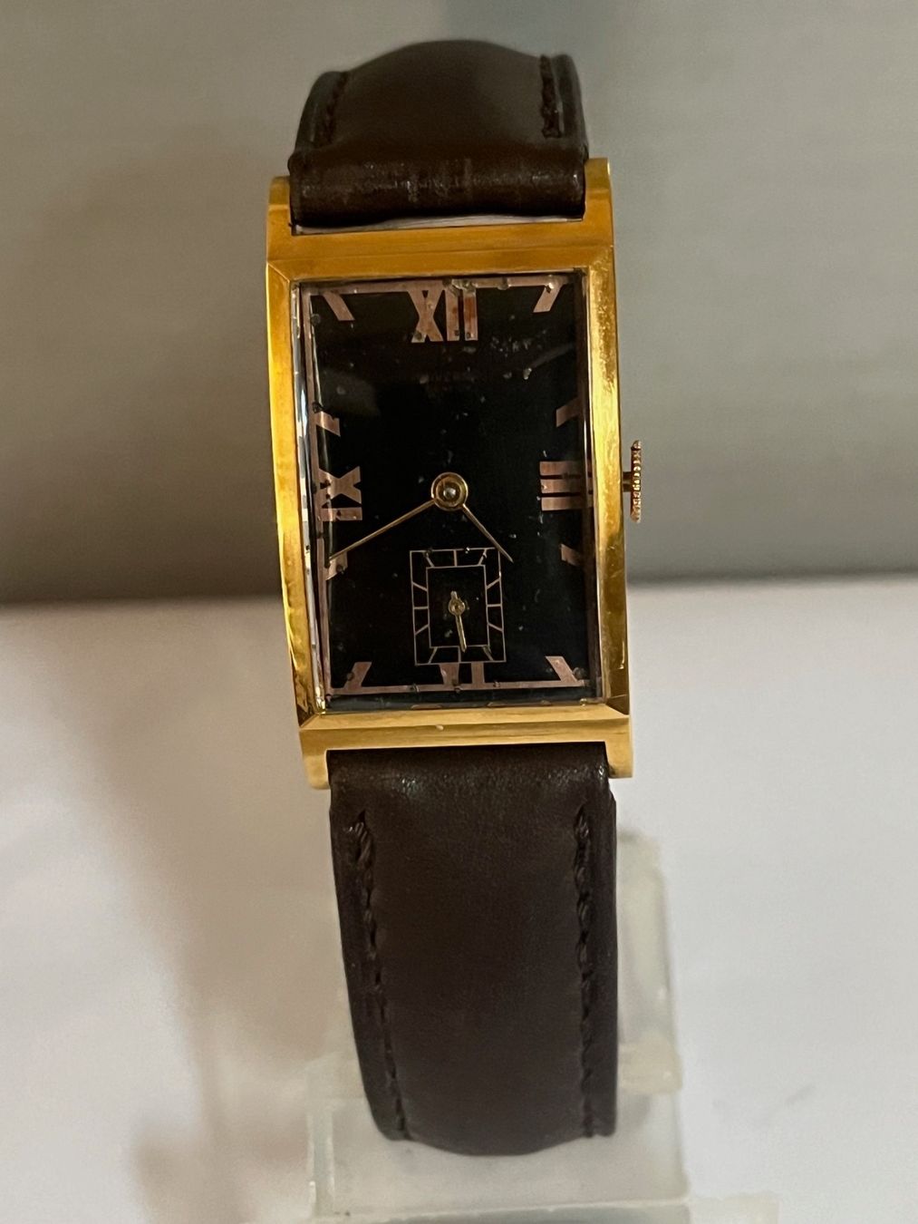 Universal Genève Uhren: Universal Genève – Gebraucht aus St-Légier-Chiésaz von Antichorloge