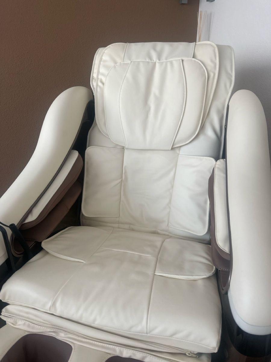 Massagegeräte: Massagesessel – Gebraucht aus Aarau von Auriiiii5000 4