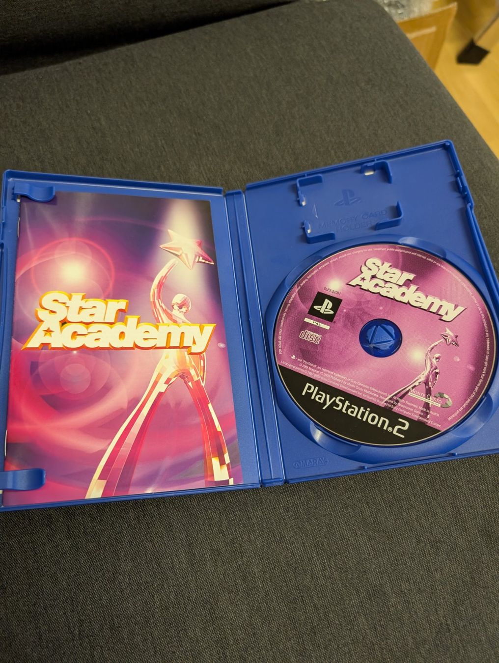 Jeux: Star academy Sony playstation 2 – D'occasion à Giubiasco par Ticinerd 2