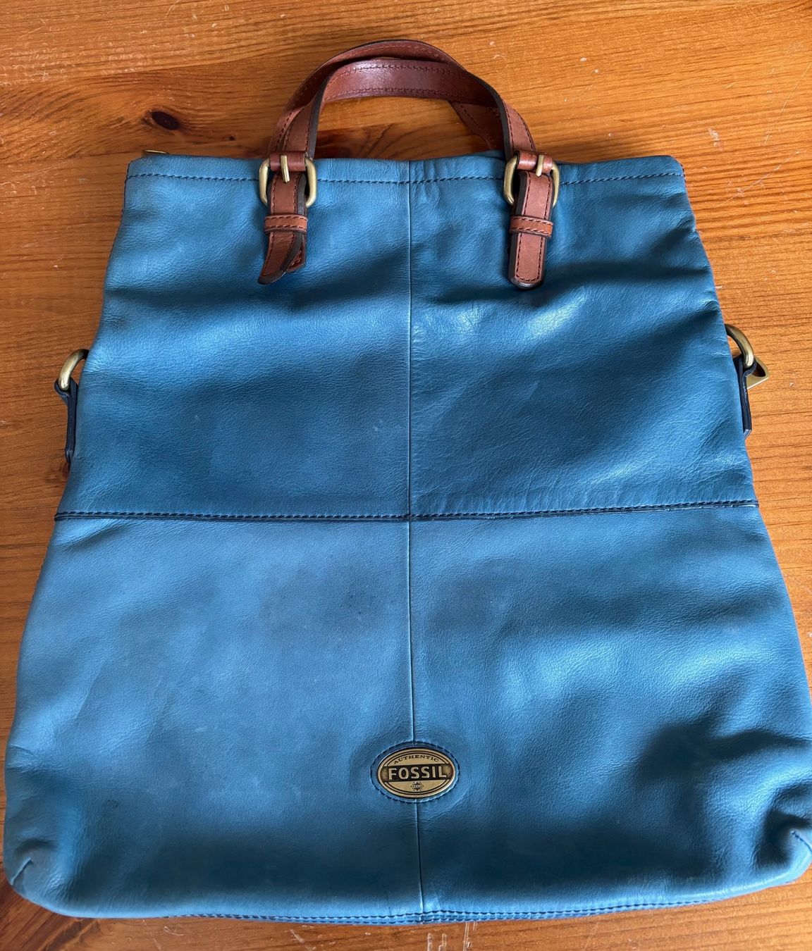 Fossil Borse da donna: Fossil Tasche Explorer Large Distressed Messenger Crossbody – Usato da Zürich venduto da Kstrauss1606 1