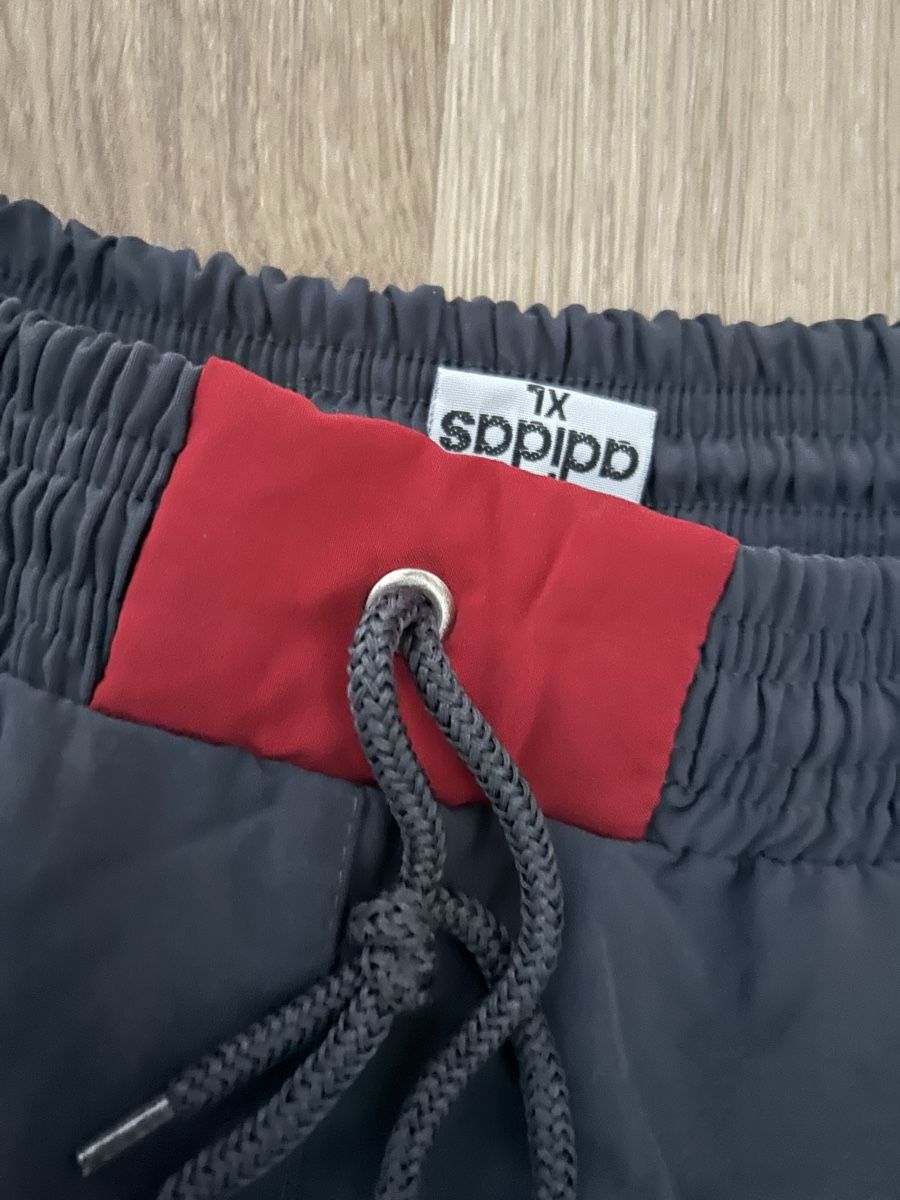 Pantaloni: Adidas Shorts XL – Usato da Emmen venduto da Carbru 1